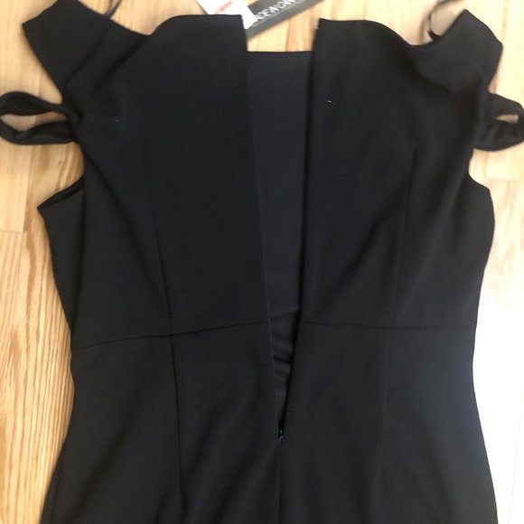 XXL is out of stock Le Chateau black little dress - Picture 5 of 11
